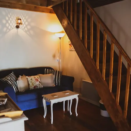 Les Puvinieres Venkovský dům Breuil-Barret